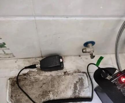 越城屋顶漏水维修公司分享下卫生间漏水的危害及解决方法